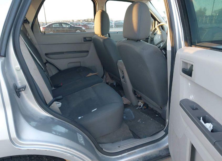 Photo 8 of 2010 Ford Escape XLS (VIN 1FMCU9C78AKC90696)