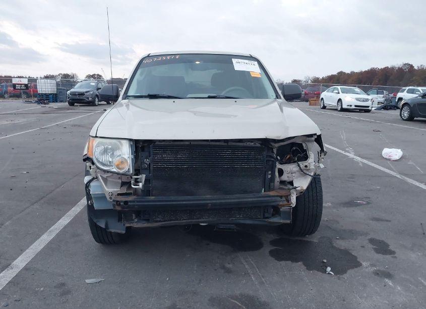 Photo 13 of 2011 Ford Escape XLS (VIN 1FMCU9C78BKA87874)