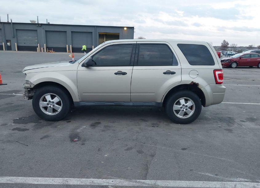 Photo 15 of 2011 Ford Escape XLS (VIN 1FMCU9C78BKA87874)