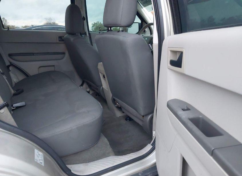 Photo 8 of 2011 Ford Escape XLS (VIN 1FMCU9C78BKA87874)