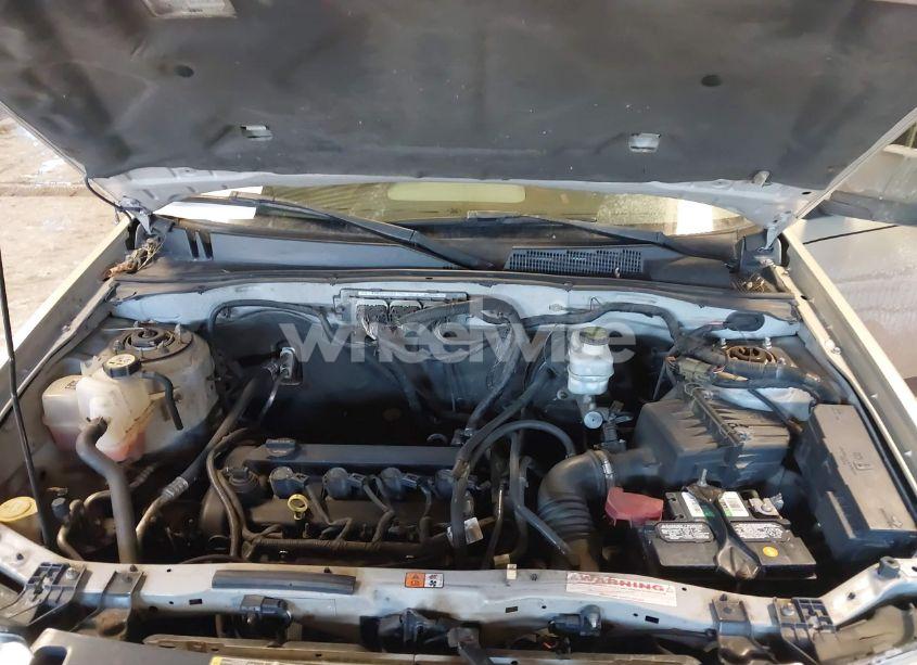 Photo 10 of 2012 Ford Escape XLS (VIN 1FMCU9C78CKA13288)