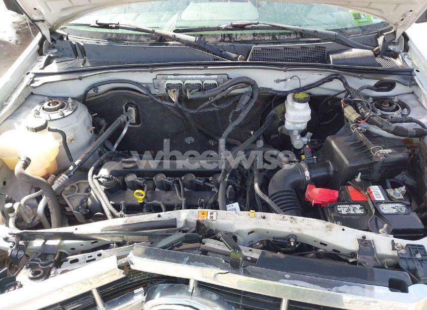 Photo 10 of 2012 Ford Escape XLS (VIN 1FMCU9C79CKA36255)