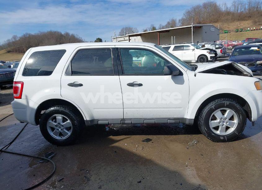 Photo 13 of 2012 Ford Escape XLS (VIN 1FMCU9C79CKA36255)
