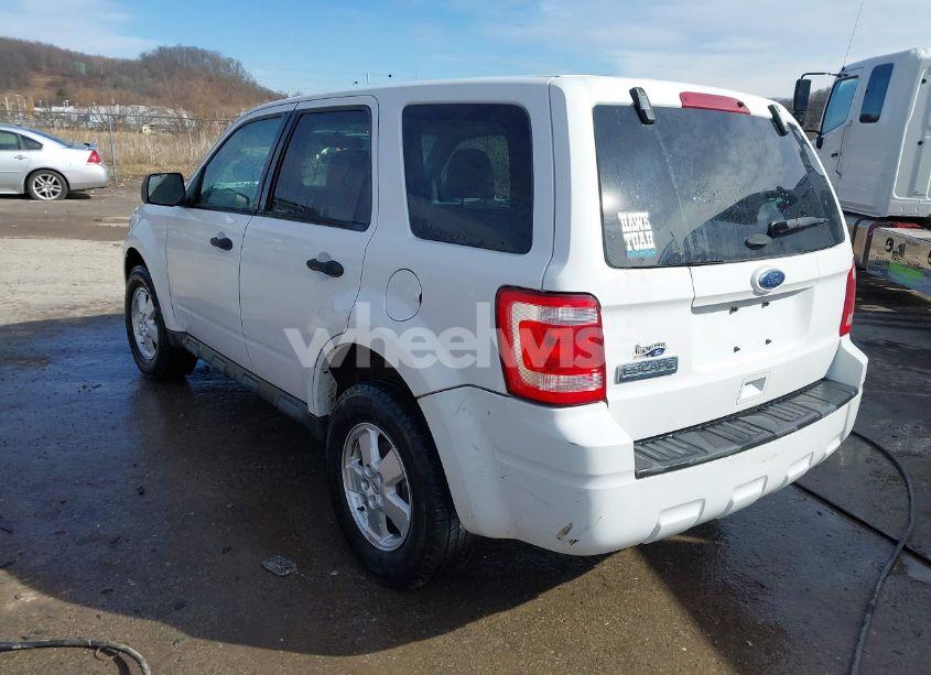 Photo 3 of 2012 Ford Escape XLS (VIN 1FMCU9C79CKA36255)