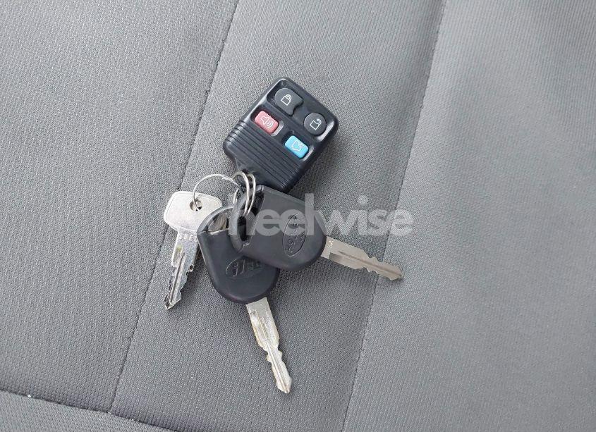 Photo 11 of 2010 Ford Escape XLS (VIN 1FMCU9C7XAKC77576)