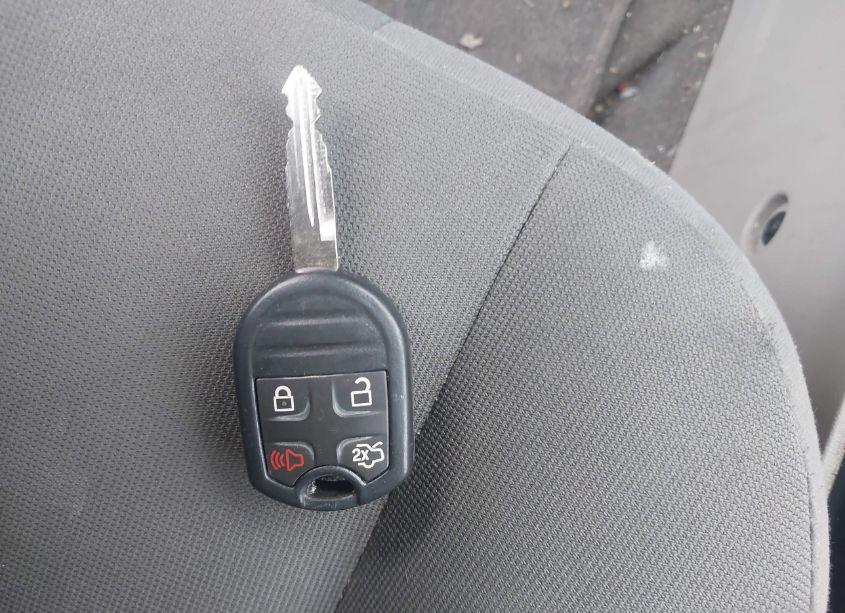 Photo 11 of 2010 Ford Escape XLS (VIN 1FMCU9C7XAKD34651)