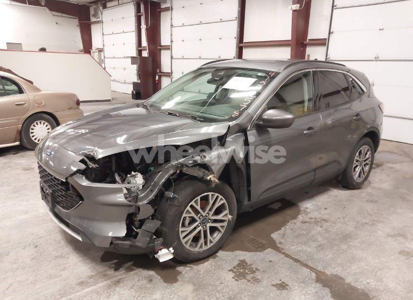 Photo 2 of 2021 Ford Escape SEL HYBRID (VIN 1FMCU9CZ2MUA90567)