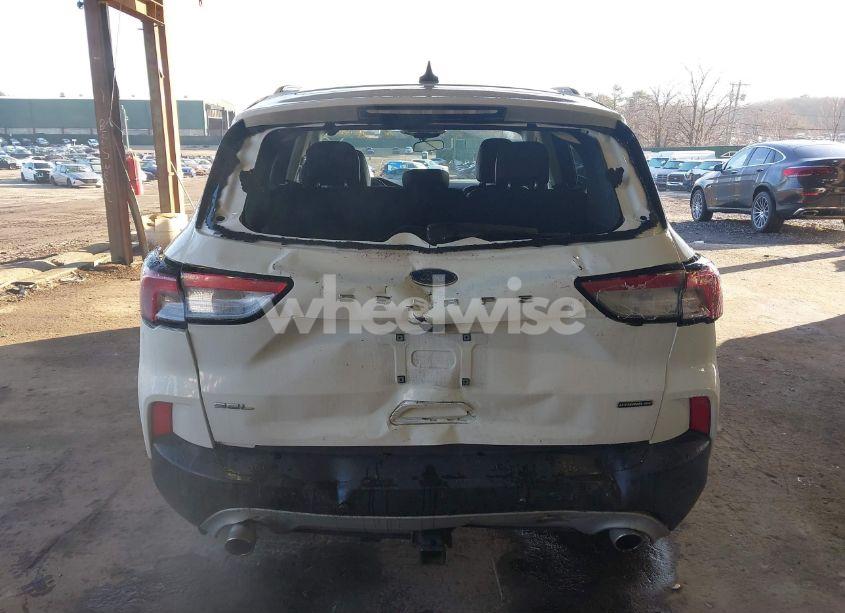 Photo 16 of 2021 Ford Escape SEL HYBRID (VIN 1FMCU9CZ9MUA06955)
