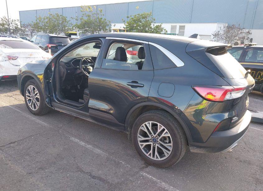 Photo 3 of 2022 Ford Escape SEL HYBRID (VIN 1FMCU9CZXNUA97798)