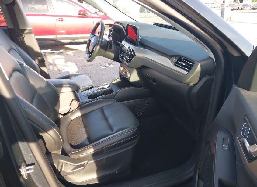 Photo 5 of 2022 Ford Escape SEL HYBRID (VIN 1FMCU9CZXNUA97798)