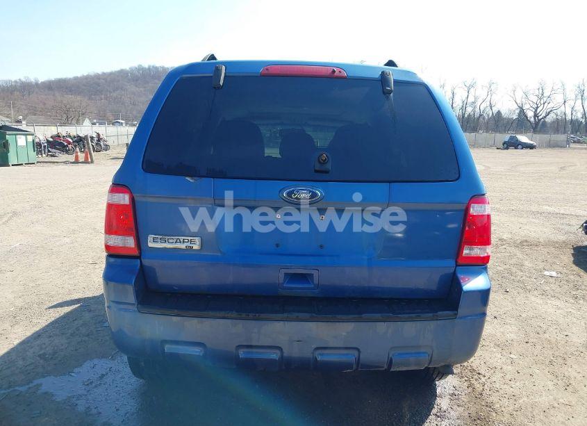 Photo 16 of 2010 Ford Escape XLT (VIN 1FMCU9D70AKC24867)