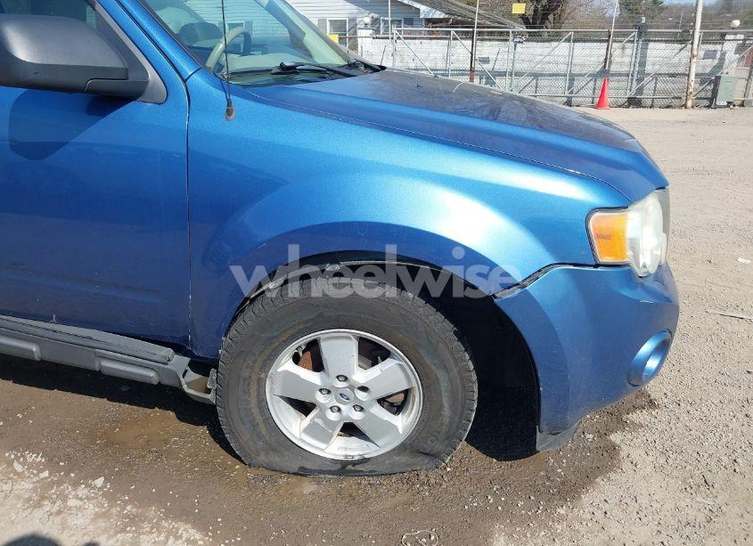Photo 6 of 2010 Ford Escape XLT (VIN 1FMCU9D70AKC24867)