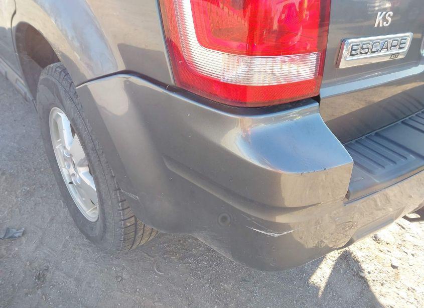 Photo 6 of 2010 Ford Escape XLT (VIN 1FMCU9D70AKC78783)