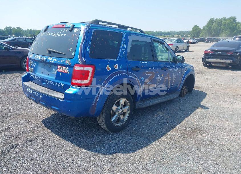 Photo 4 of 2011 Ford Escape XLT (VIN 1FMCU9D70BKA12908)