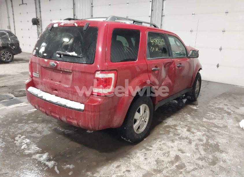 Photo 4 of 2011 Ford Escape XLT (VIN 1FMCU9D70BKA52437)