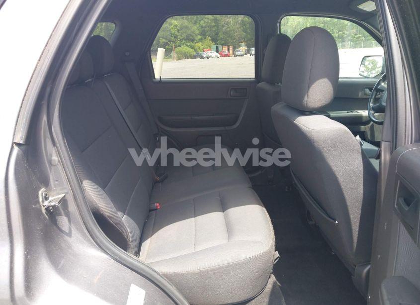 Photo 8 of 2011 Ford Escape XLT (VIN 1FMCU9D70BKA79380)