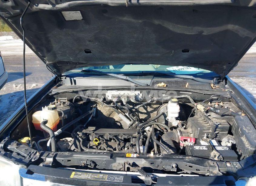 Photo 10 of 2011 Ford Escape XLT (VIN 1FMCU9D70BKA96485)