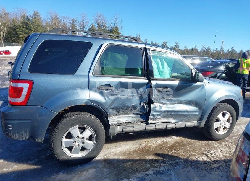 Photo 13 of 2011 Ford Escape XLT (VIN 1FMCU9D70BKA96485)