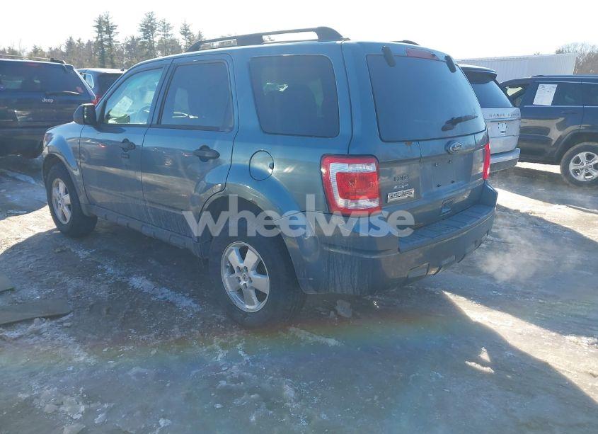 Photo 3 of 2011 Ford Escape XLT (VIN 1FMCU9D70BKA96485)