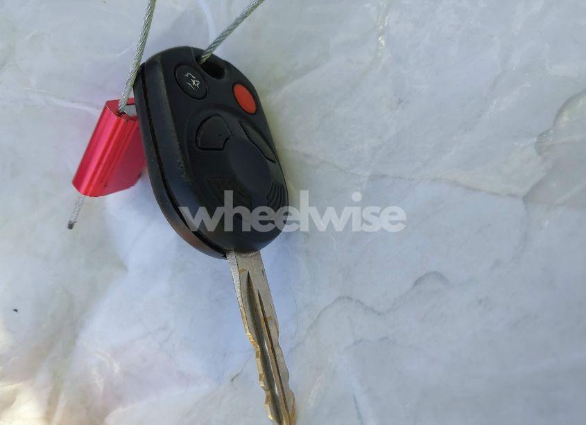 Photo 11 of 2011 Ford Escape XLT (VIN 1FMCU9D70BKB34152)