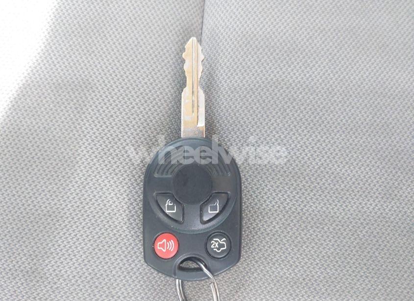 Photo 11 of 2011 Ford Escape XLT (VIN 1FMCU9D70BKB69077)