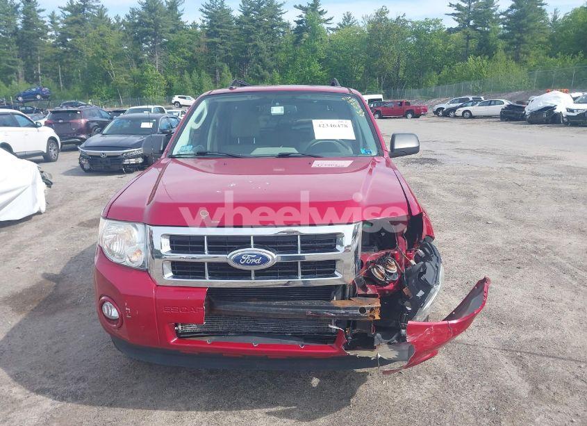 Photo 13 of 2011 Ford Escape XLT (VIN 1FMCU9D70BKB69077)
