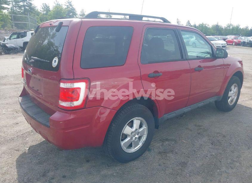 Photo 4 of 2011 Ford Escape XLT (VIN 1FMCU9D70BKB69077)