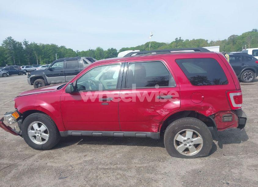 Photo 6 of 2011 Ford Escape XLT (VIN 1FMCU9D70BKB69077)