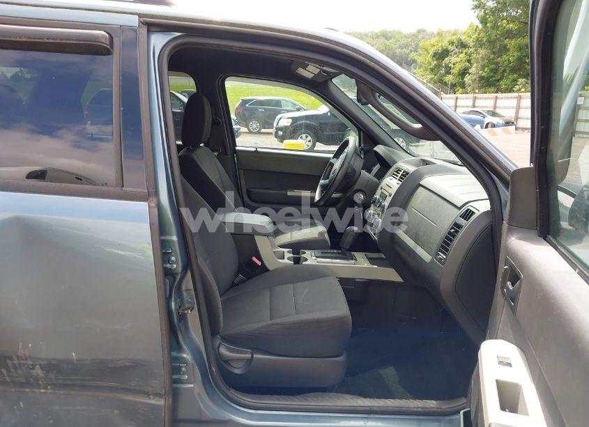 Photo 5 of 2011 Ford Escape XLT AUTOMATIC (VIN 1FMCU9D70BKB76532)