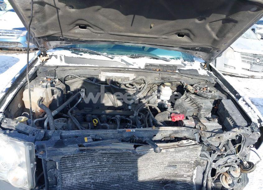 Photo 10 of 2012 Ford Escape XLT (VIN 1FMCU9D70CKA12604)