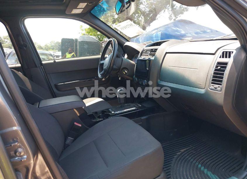 Photo 5 of 2012 Ford Escape XLT (VIN 1FMCU9D70CKB98032)