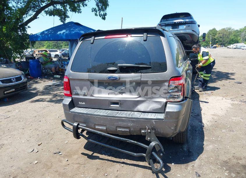 Photo 6 of 2012 Ford Escape XLT (VIN 1FMCU9D70CKB98032)