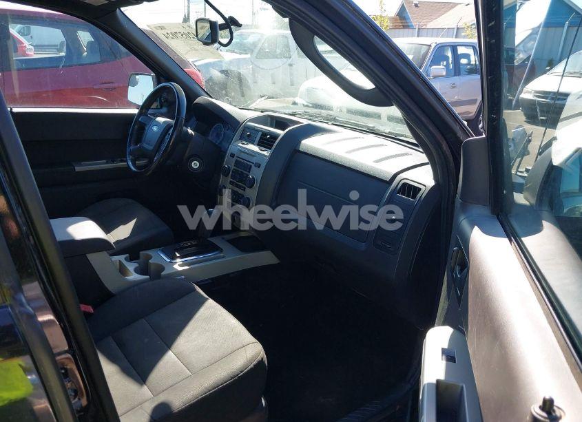 Photo 5 of 2012 Ford Escape XLT (VIN 1FMCU9D70CKC27948)