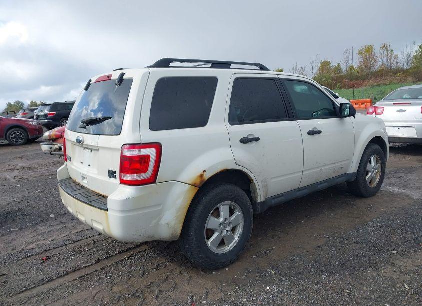 Photo 4 of 2012 Ford Escape XLT (VIN 1FMCU9D70CKC58374)