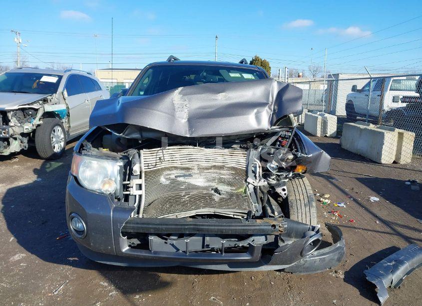 Photo 13 of 2012 Ford Escape XLT (VIN 1FMCU9D70CKC79192)