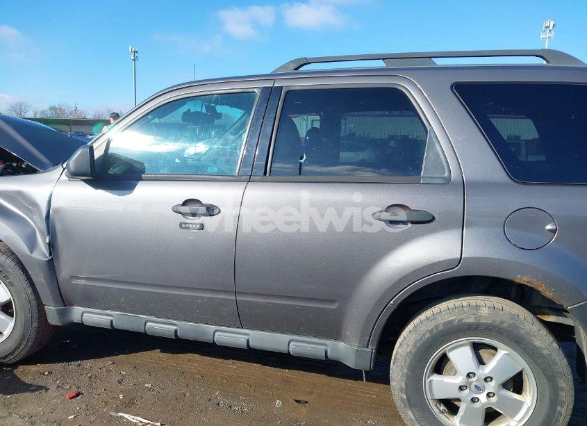 Photo 15 of 2012 Ford Escape XLT (VIN 1FMCU9D70CKC79192)