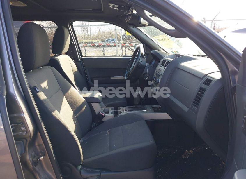 Photo 5 of 2012 Ford Escape XLT (VIN 1FMCU9D70CKC79192)