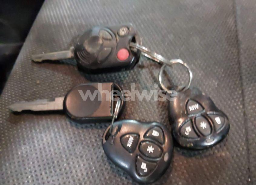 Photo 11 of 2010 Ford Escape XLT (VIN 1FMCU9D71AKB08321)