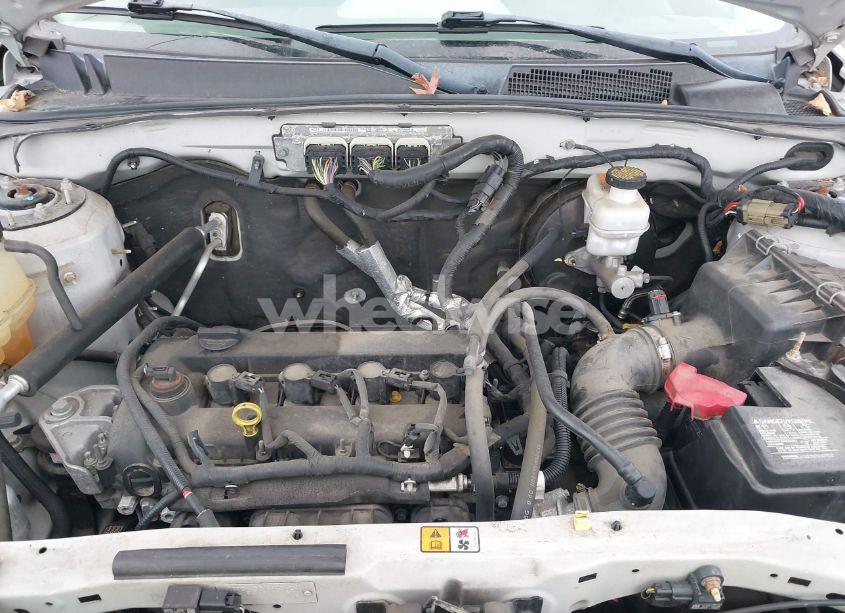 Photo 10 of 2010 Ford Escape XLT (VIN 1FMCU9D71AKC14879)