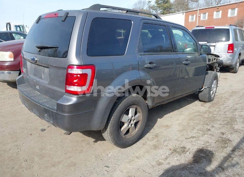 Photo 4 of 2010 Ford Escape XLT (VIN 1FMCU9D71AKC60423)