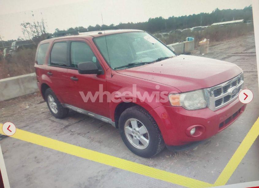 2010 Ford Escape XLT (VIN 1FMCU9D71AKC91378) main photo