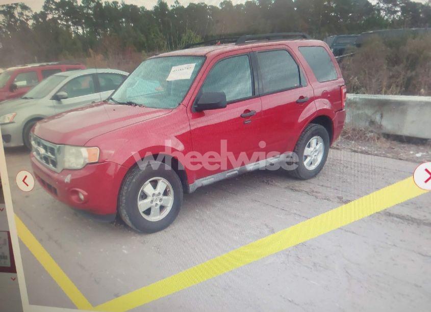 Photo 2 of 2010 Ford Escape XLT (VIN 1FMCU9D71AKC91378)