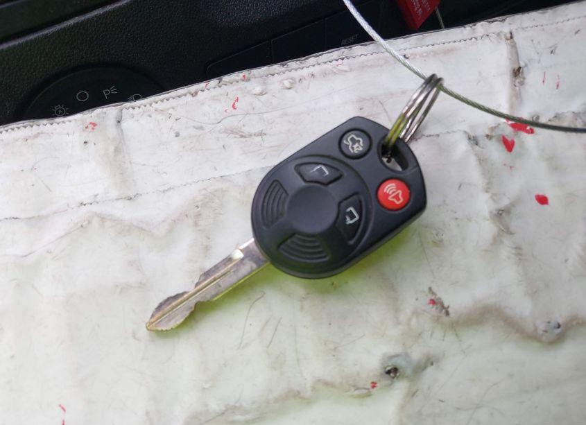 Photo 11 of 2010 Ford Escape XLT (VIN 1FMCU9D71AKD32706)