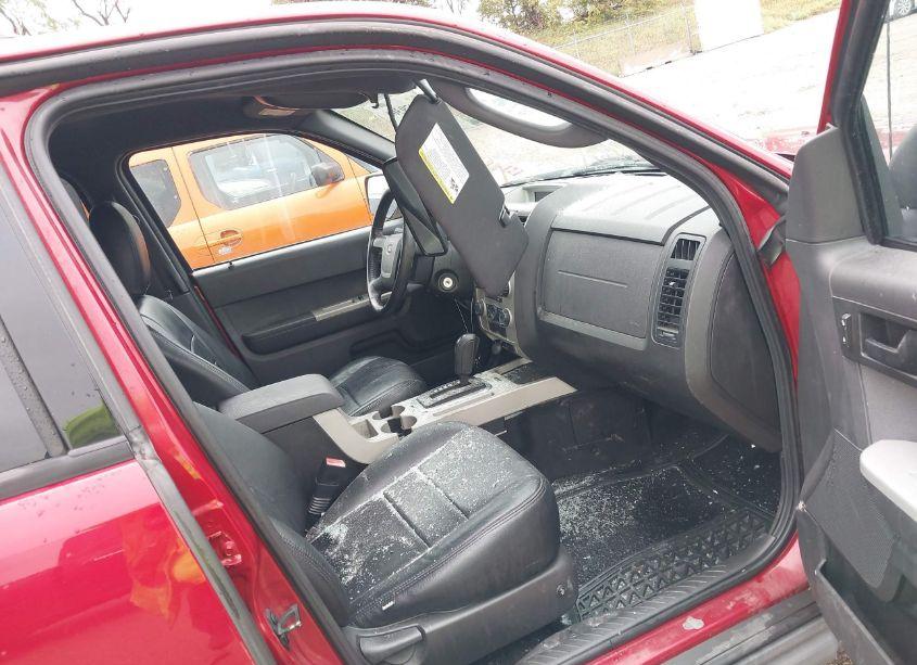 Photo 5 of 2010 Ford Escape XLT (VIN 1FMCU9D71AKD32706)