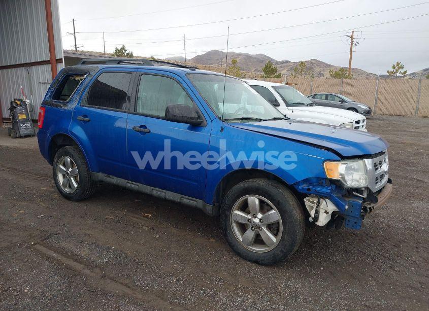 2011 Ford Escape XLT (VIN 1FMCU9D71BKA14912) main photo