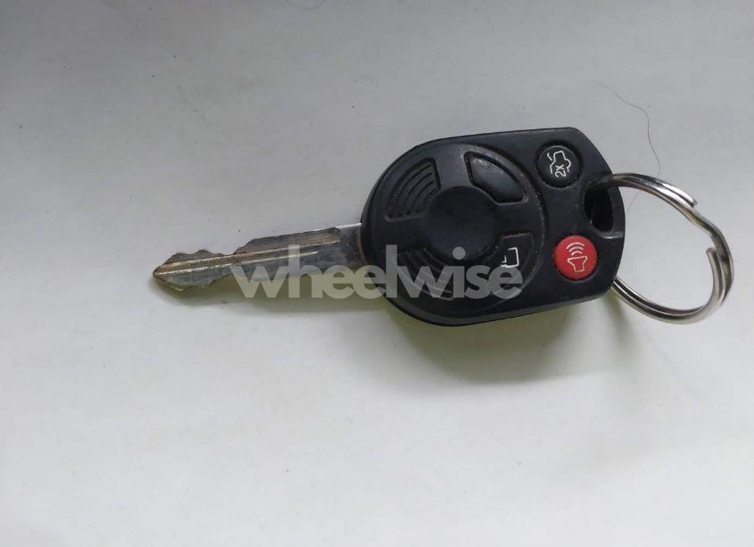 Photo 11 of 2011 Ford Escape XLT (VIN 1FMCU9D71BKA14912)