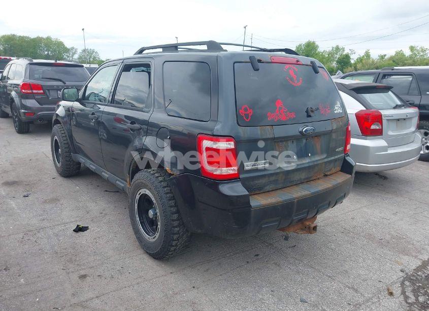 Photo 3 of 2011 Ford Escape XLT (VIN 1FMCU9D71BKA54083)