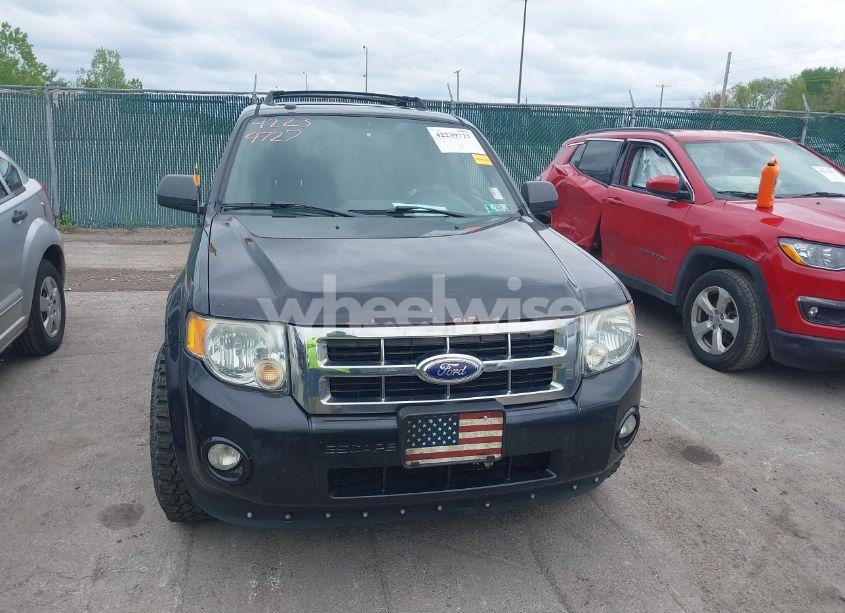 Photo 6 of 2011 Ford Escape XLT (VIN 1FMCU9D71BKA54083)
