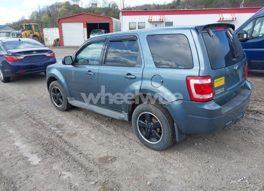 Photo 3 of 2012 Ford Escape XLT (VIN 1FMCU9D71CKA73489)