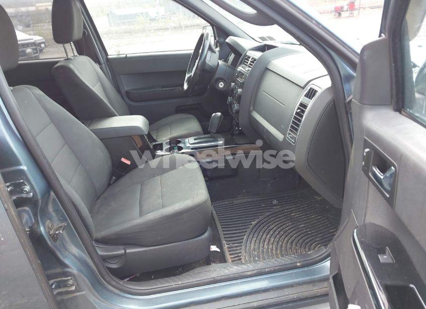Photo 5 of 2012 Ford Escape XLT (VIN 1FMCU9D71CKA73489)